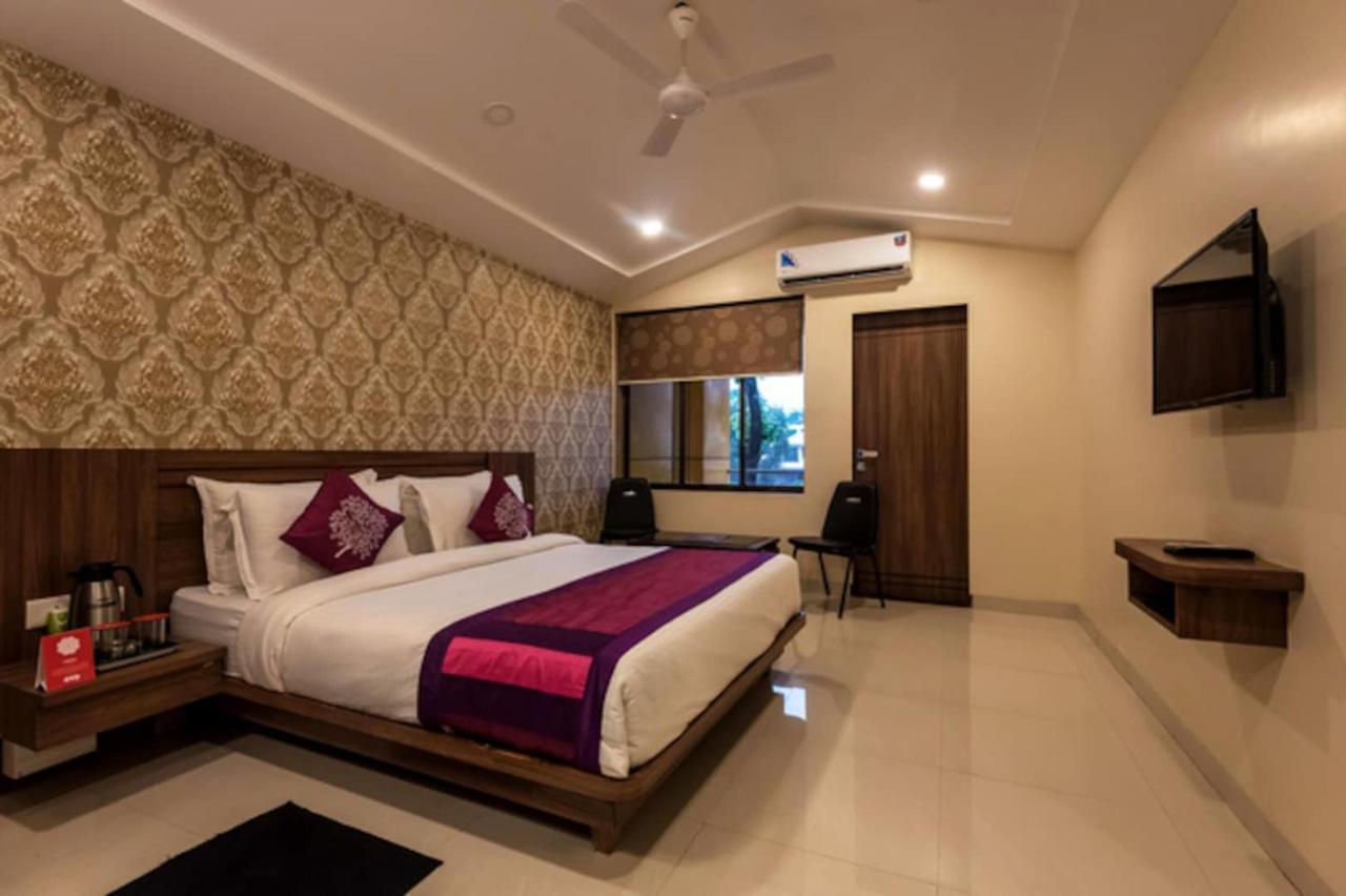 Sunshine Resort Лонавала Экстерьер фото