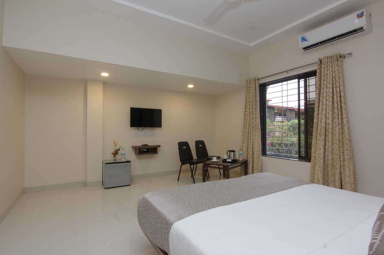 Sunshine Resort Лонавала Экстерьер фото